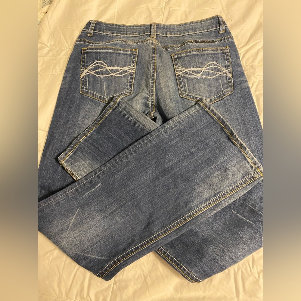 Cowgirl Tuff jeans 32x33